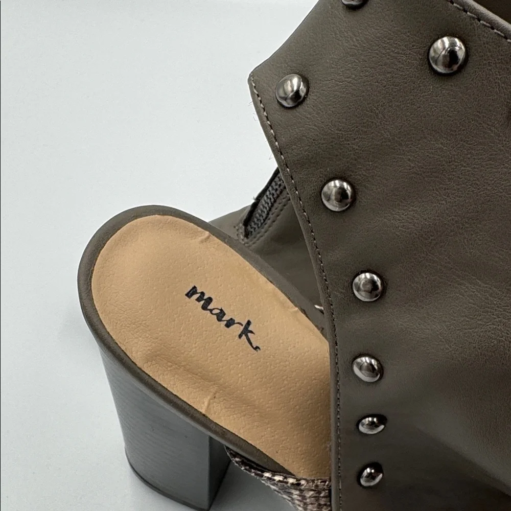 Mark Open Heel Booties gray upper stud accents zipper closure block heel Size 7